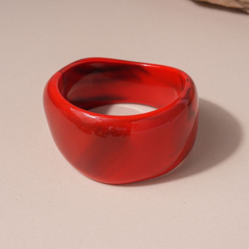 1# Bracelet-red Irregular Resin Bracelet