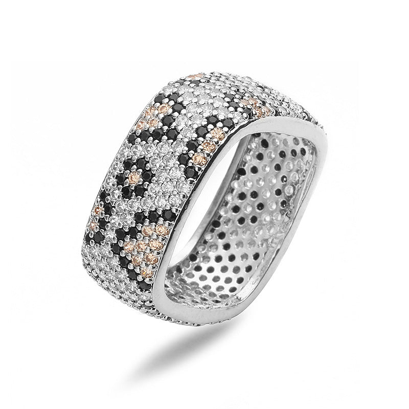 1 Pair Of Gold Champagne Diamond Leopard Print Earrings Copper Diamond Round Earrings