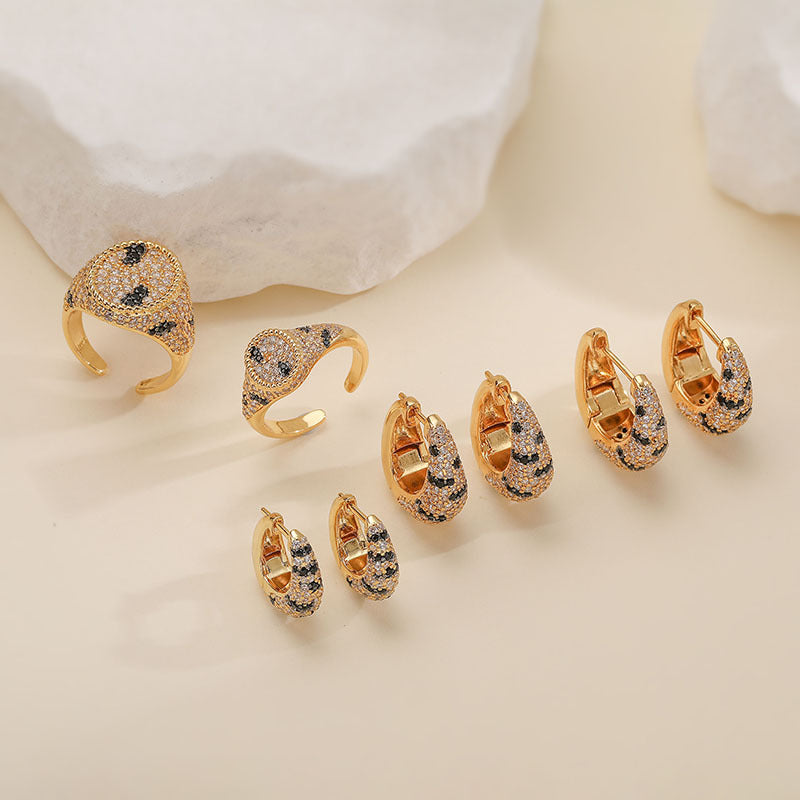 1 Pair Of Small Gold Snake-print Earrings Copper Diamond Snake-print Earrings