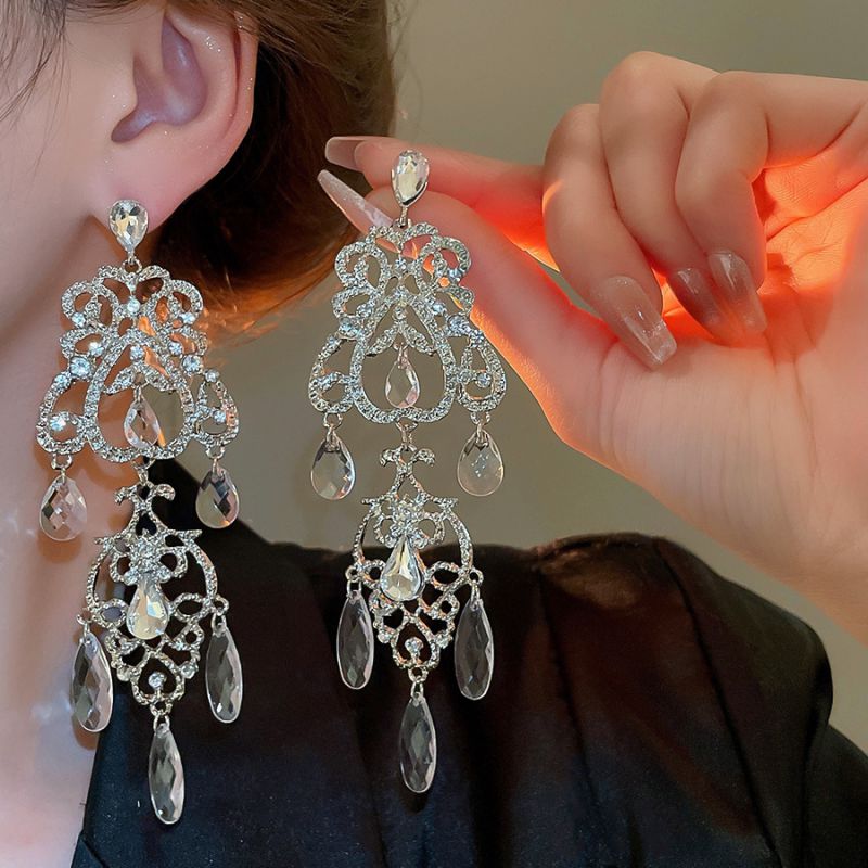 #1 Silver Needle - Silver Diamond-studded Tassel Metal And Diamond Tassel Earrings