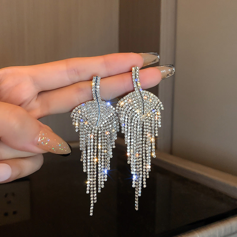 #1 Silver Needle - Silver Diamond-studded Tassel Metal And Diamond Tassel Earrings