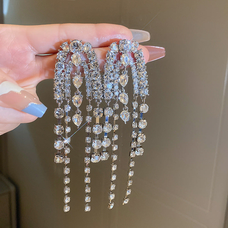 #1 Silver Needle - Silver Diamond-studded Tassel Metal And Diamond Tassel Earrings