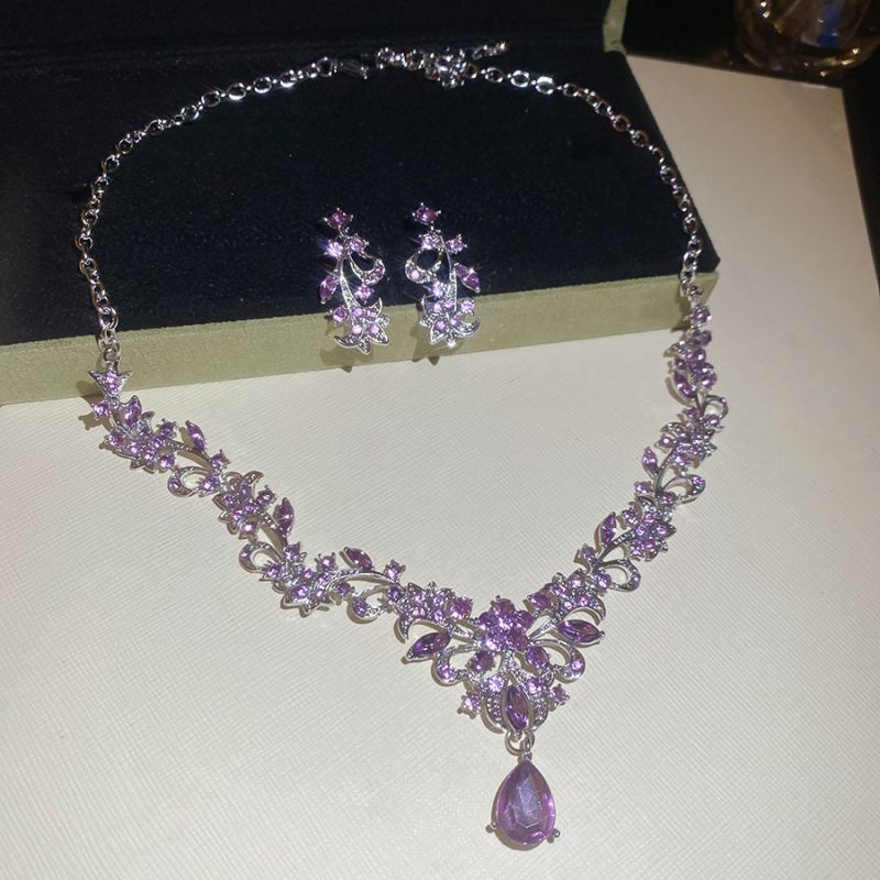 54# Necklace-silver (two-piece Set) Copper Diamond Heart Necklace And Earring Set