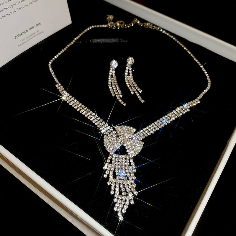 54# Necklace-silver (two-piece Set) Copper Diamond Heart Necklace And Earring Set