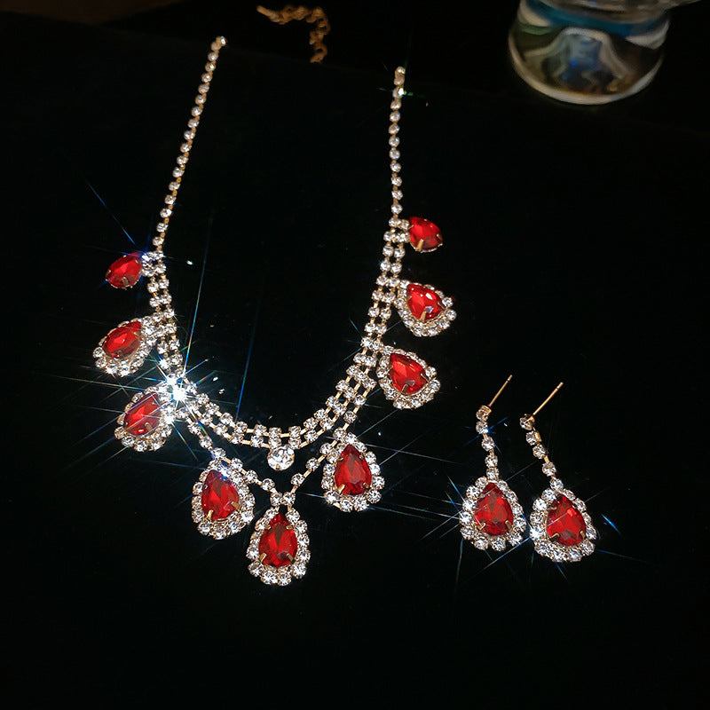 54# Necklace-silver (two-piece Set) Copper Diamond Heart Necklace And Earring Set