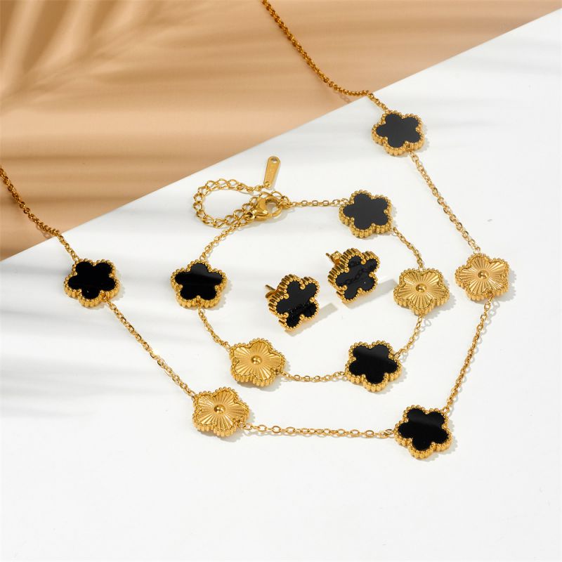 A Black Earring Stainless Steel Flower Earrings