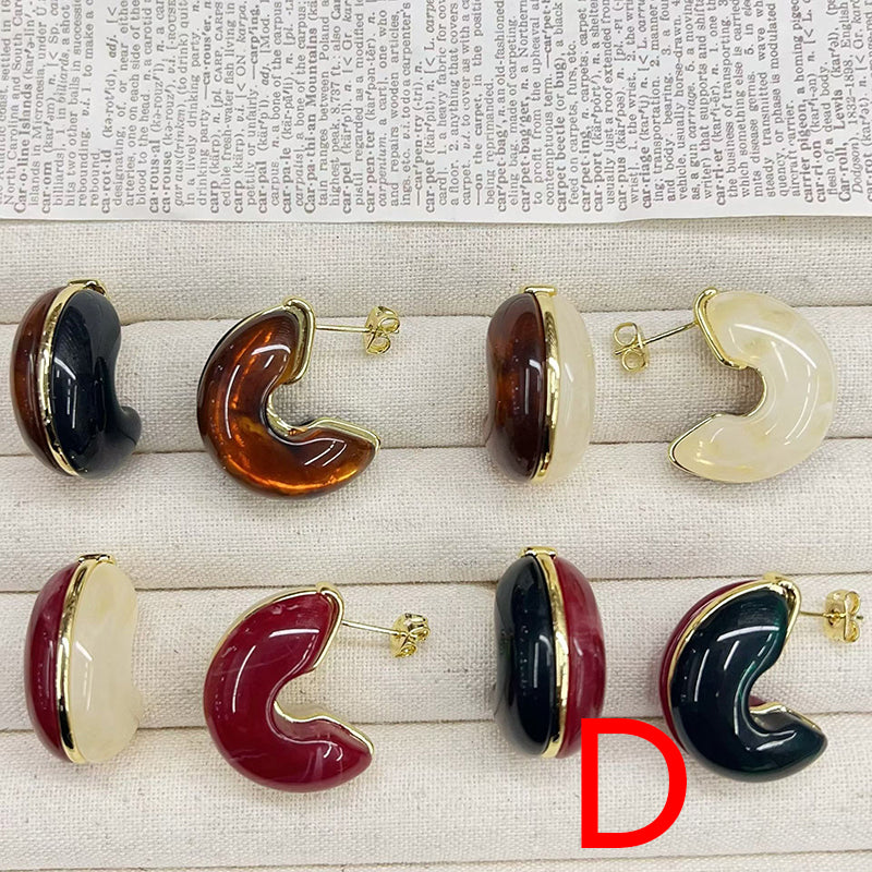 A Brass C-shaped Earrings