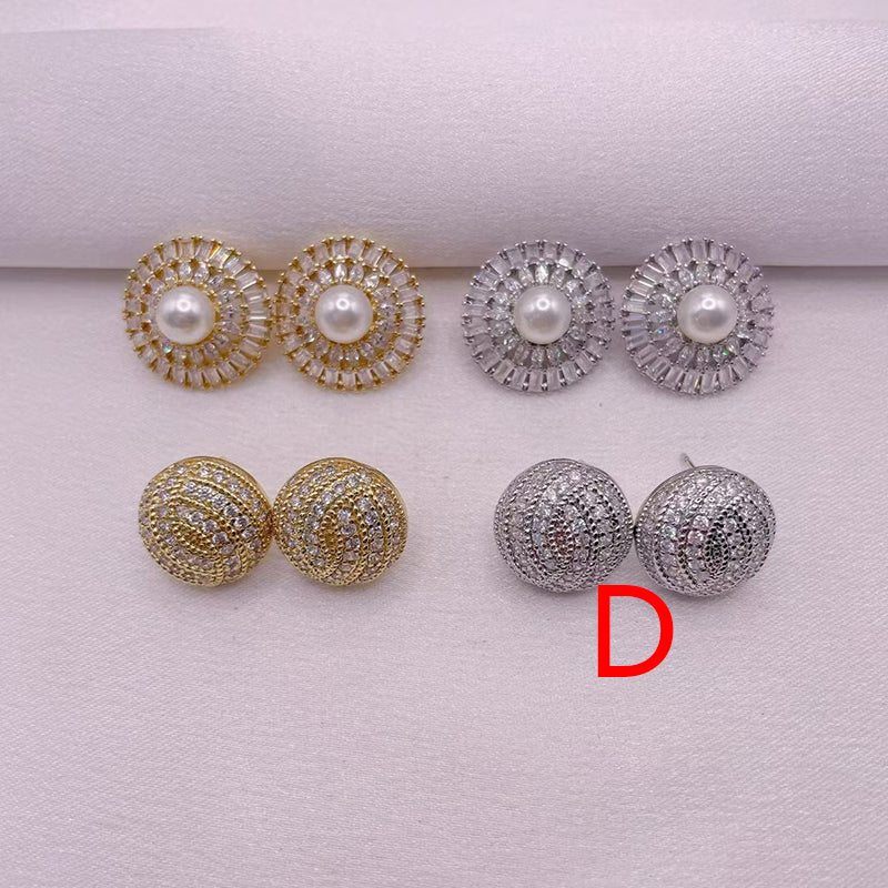 A Copper Diamond Pearl Stud Earrings