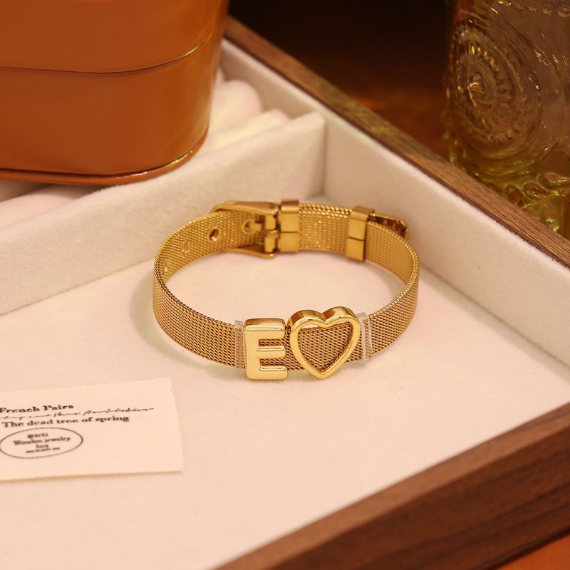 A Stainless Steel 26-letter Heart-shaped Watch Strap Bracelet