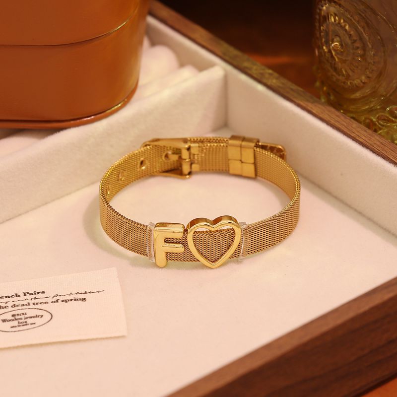 A Stainless Steel 26-letter Heart-shaped Watch Strap Bracelet
