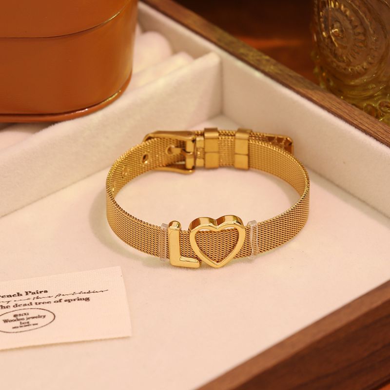 A Stainless Steel 26-letter Heart-shaped Watch Strap Bracelet