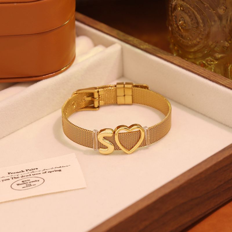 A Stainless Steel 26-letter Heart-shaped Watch Strap Bracelet