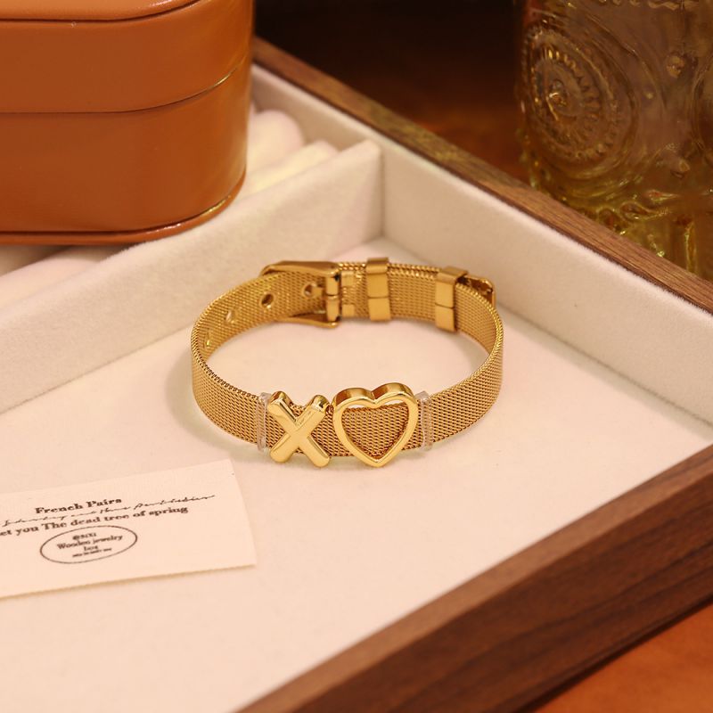 A Stainless Steel 26-letter Heart-shaped Watch Strap Bracelet