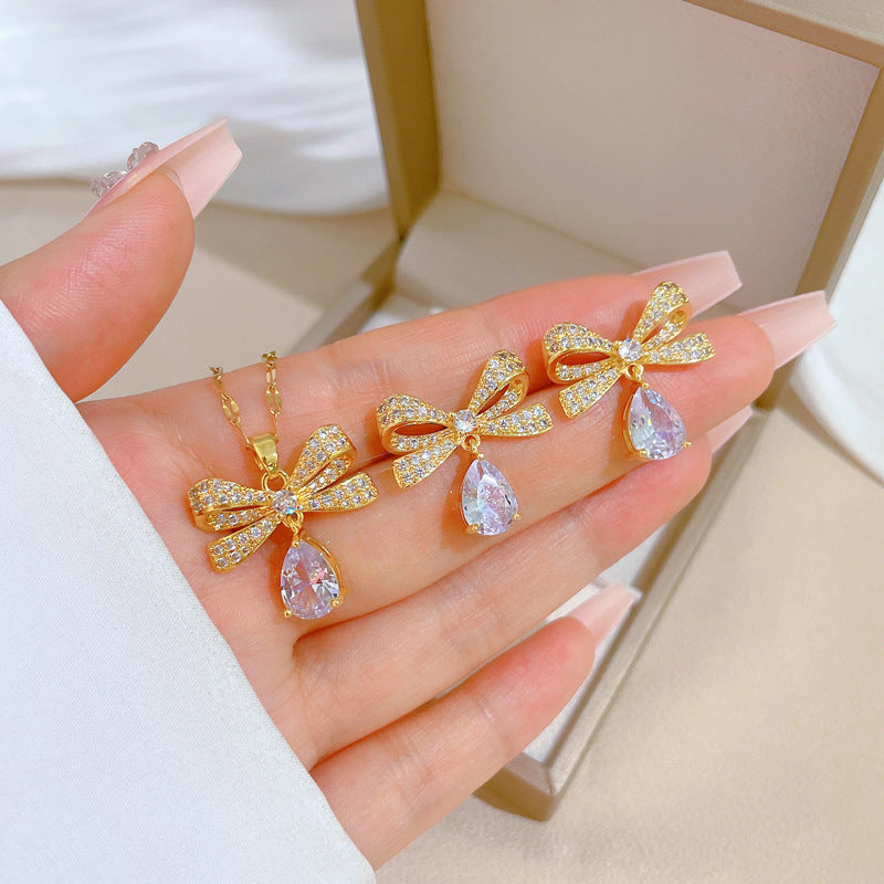 Fashion Twenty One# Copper Diamond Bow Necklace And Earrings Set