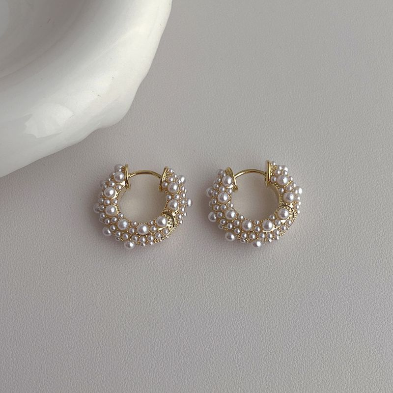 Fashion Round Pearl Earrings Copper Inlaid Zirconium Pearl Round Earrings