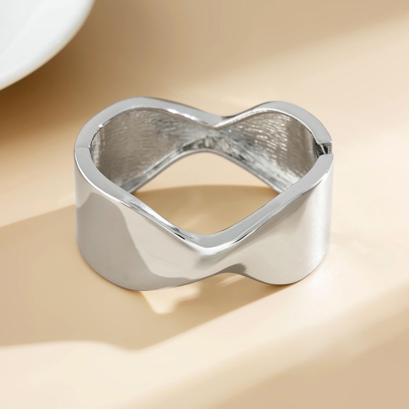 Fashion 01 Gold 2357 Alloy Geometric Glossy Bracelet