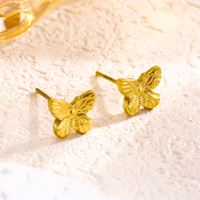 Fashion Butterfly Necklace Titanium Steel Embossed Butterfly Necklace