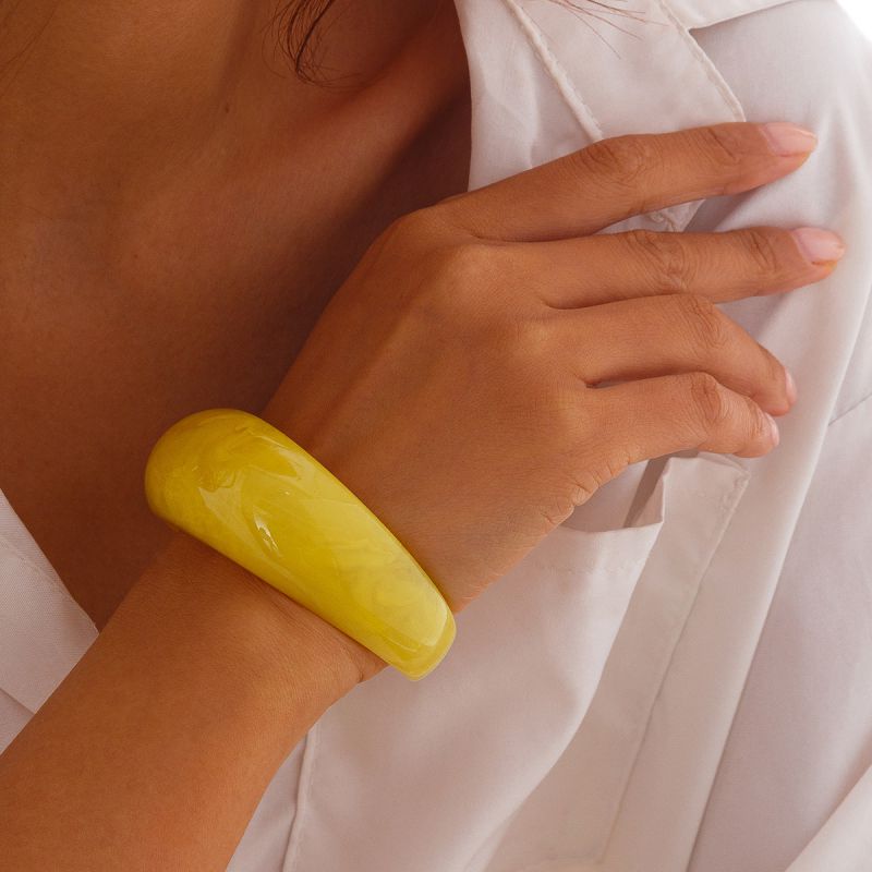 Fashion 01 Orange Resin Curved Texture Bracelet