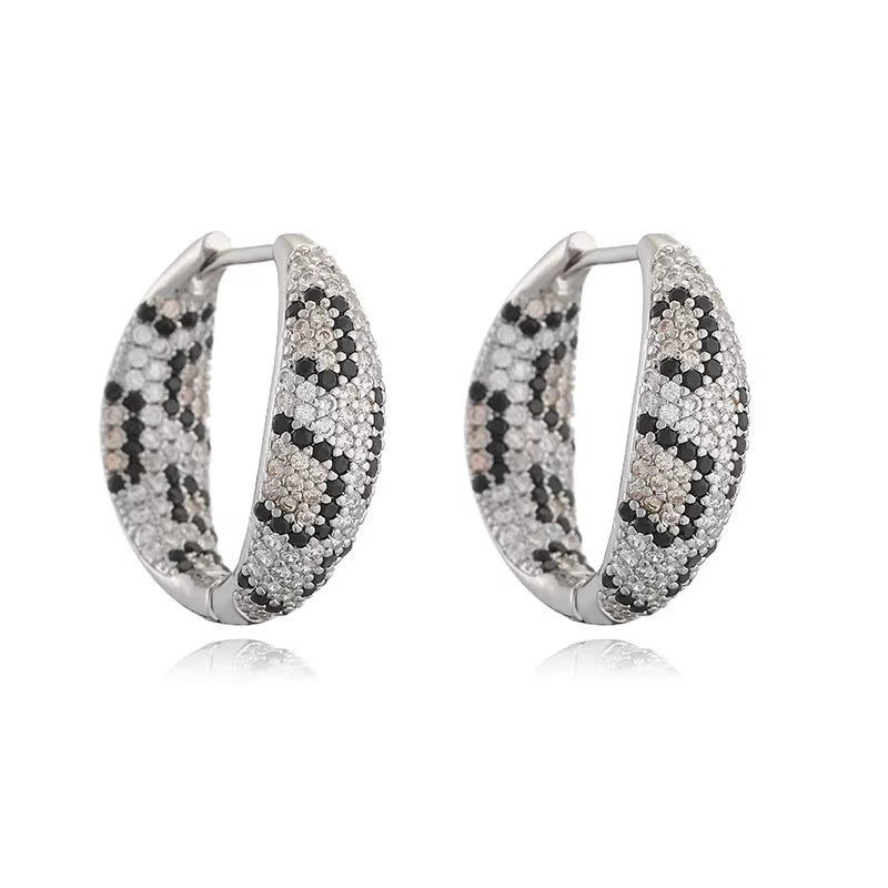 1 Pair Of Gold Champagne Diamond Leopard Print Earrings Copper Diamond Round Earrings