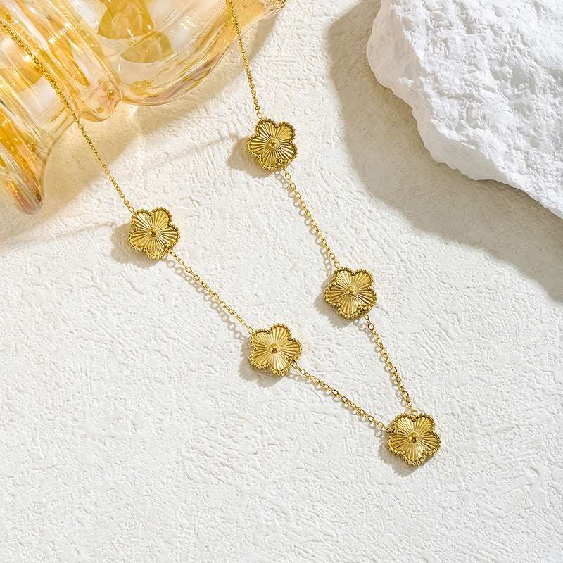 Five Leaf Flower Necklace Gold Titanium Steel Flower Necklace