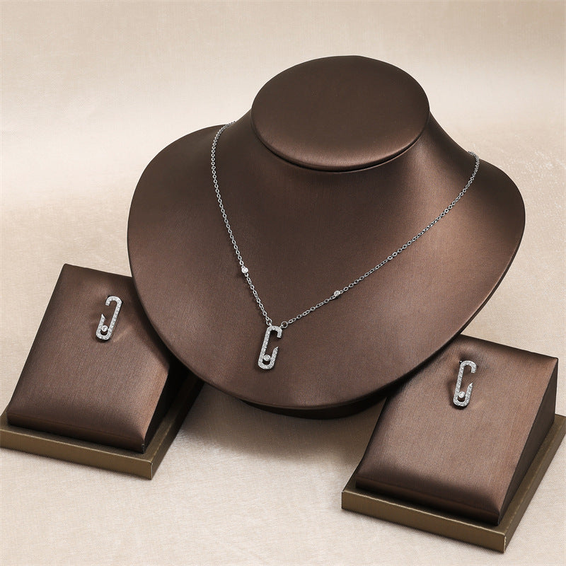 White Platinum Plated Copper Diamond Oval Necklace And Earring Set