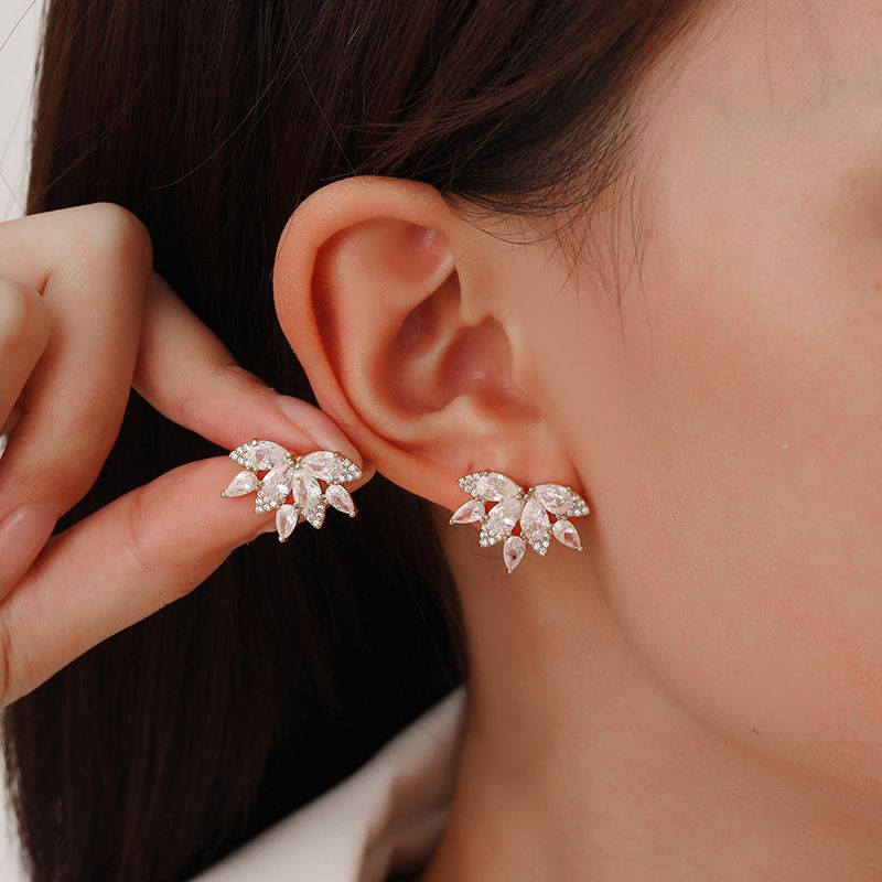 Gg Leaves Copper Leaf Earrings With Diamonds