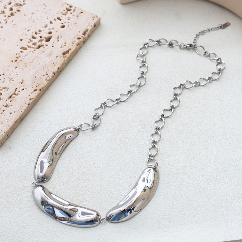 Three Peas Titanium Steel Necklace-steel Titanium Pea Necklace