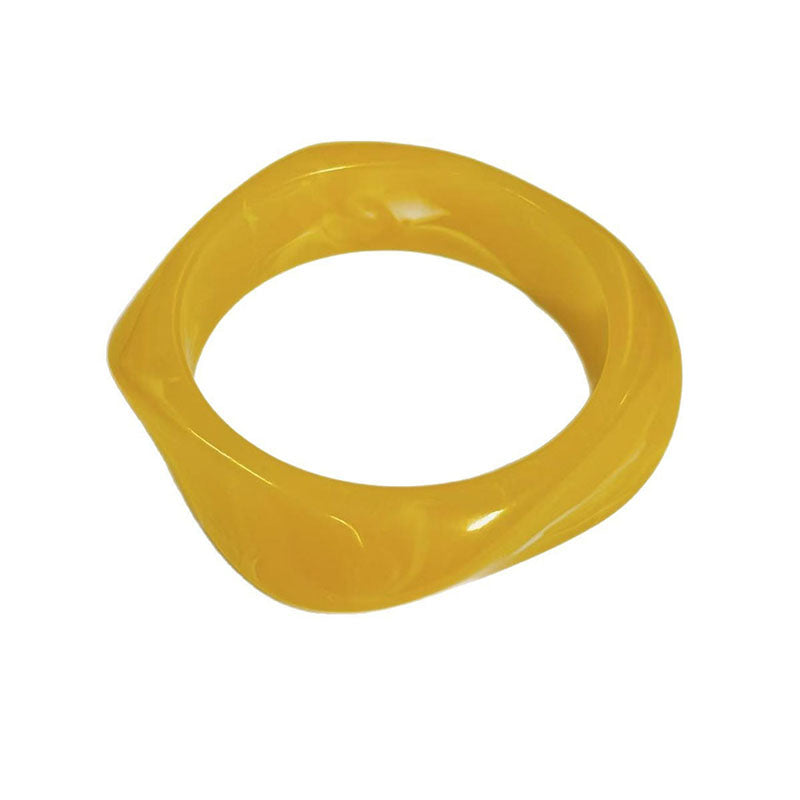 Diamond-shaped Amber - Inner Diameter 65 Weight 53g Resin Irregular Bracelet