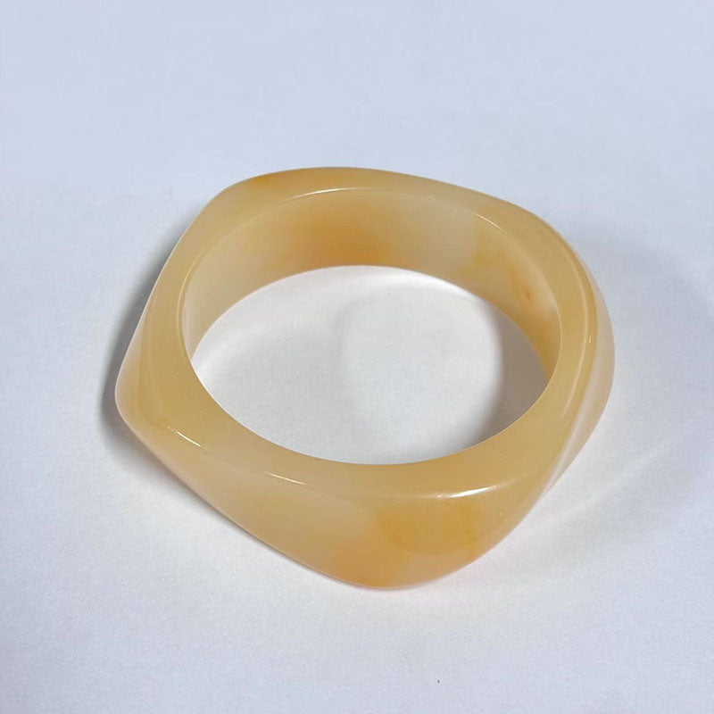 Diamond-shaped Amber - Inner Diameter 65 Weight 53g Resin Irregular Bracelet