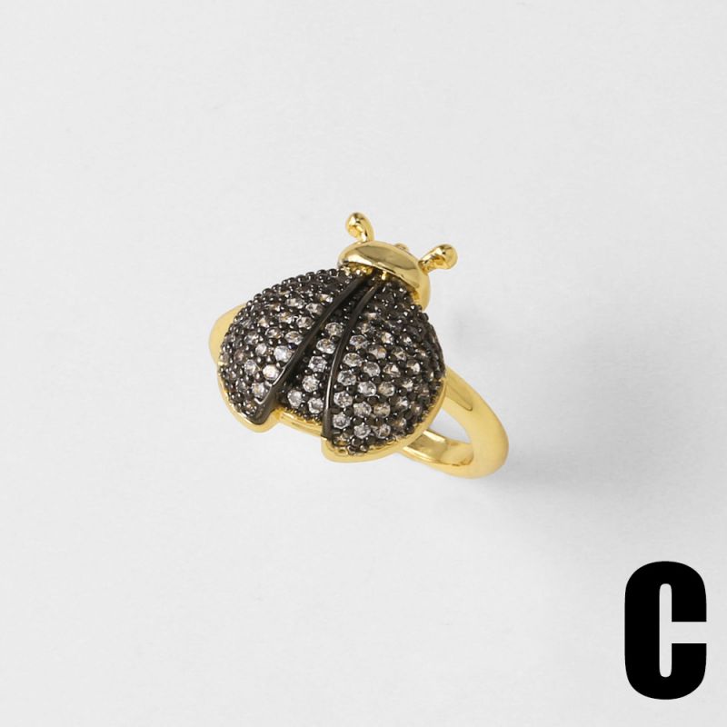 A Copper Diamond Colorblock Bear Ring