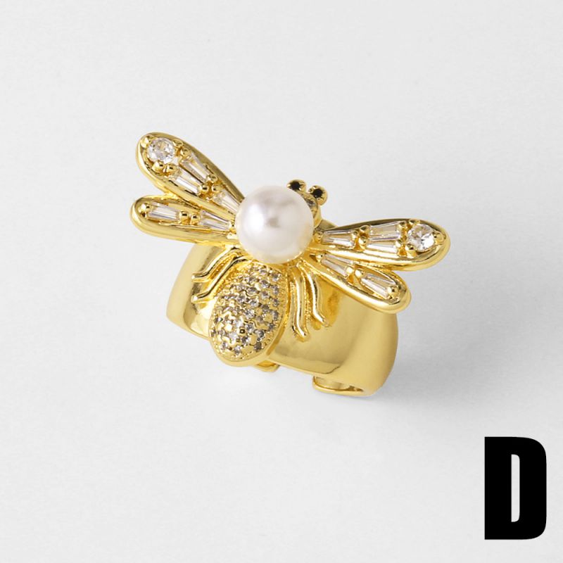 A Copper Diamond Colorblock Bear Ring