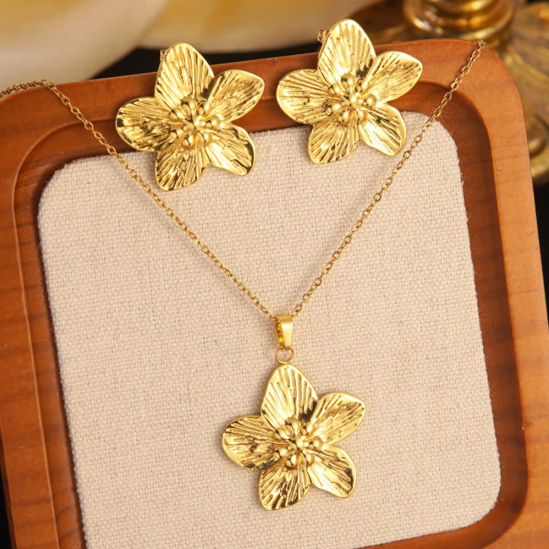 Set 1# Stainless Steel Flower Necklace Earring Set
