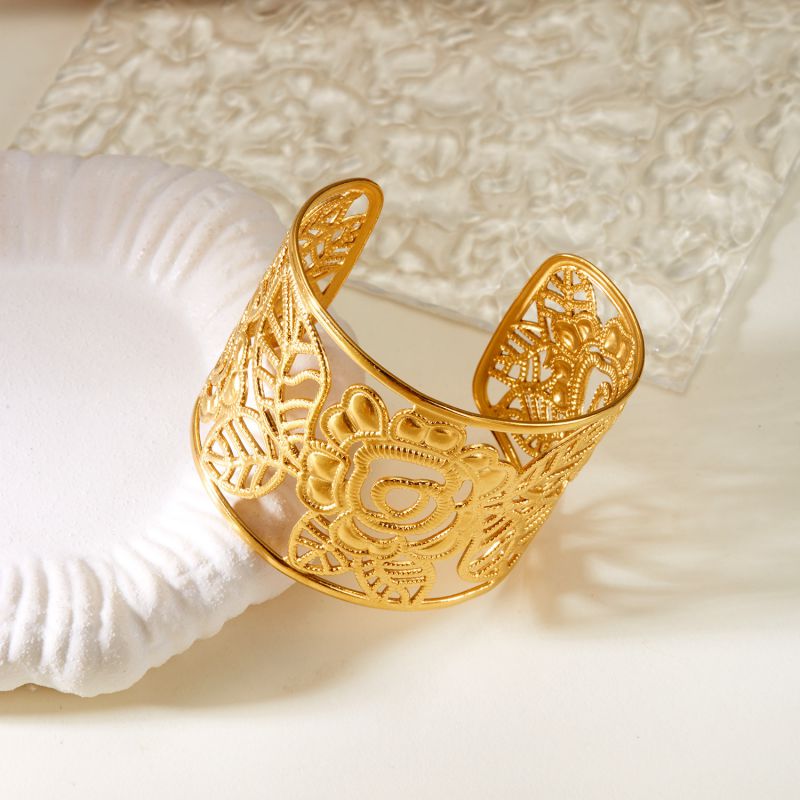 Bracelet 2# Stainless Steel Heart Bracelet