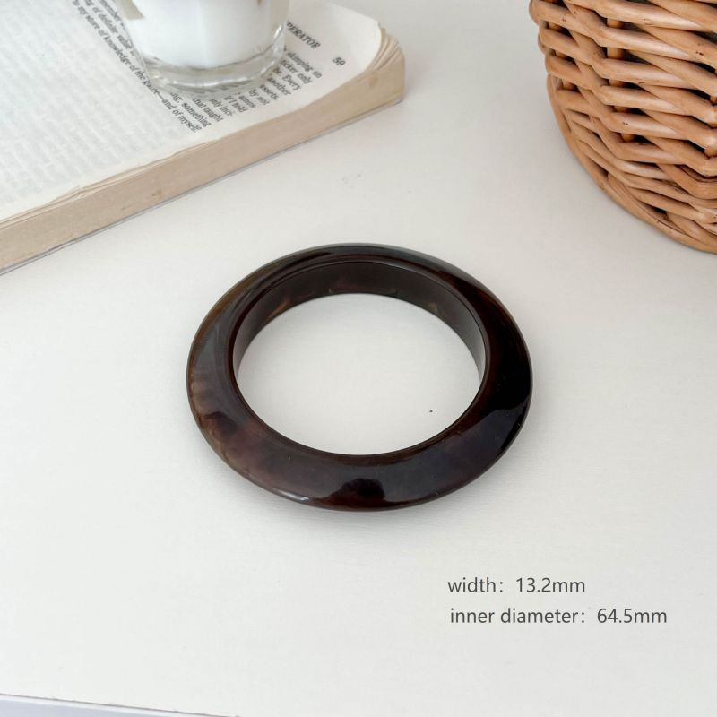 Dark Brown Resin Bamboo Round Bracelet