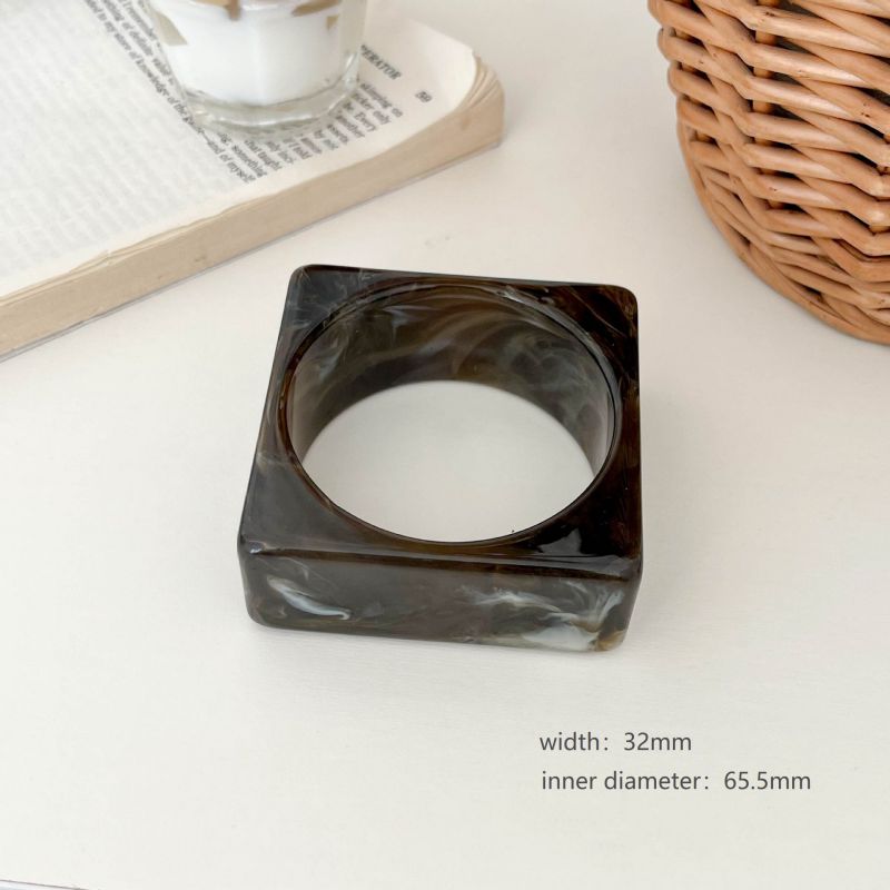 Dark Brown Resin Bamboo Round Bracelet