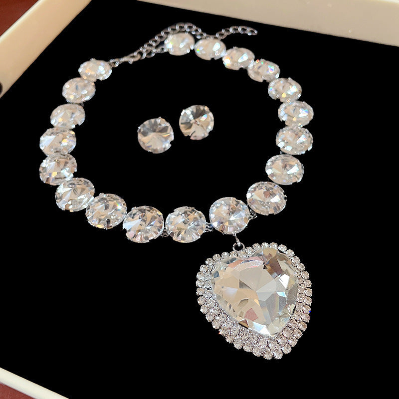 54# Necklace-silver (two-piece Set) Copper Diamond Heart Necklace And Earring Set