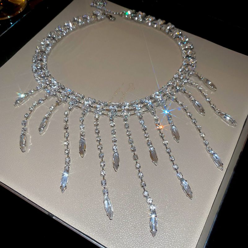 54# Necklace-silver (two-piece Set) Copper Diamond Heart Necklace And Earring Set