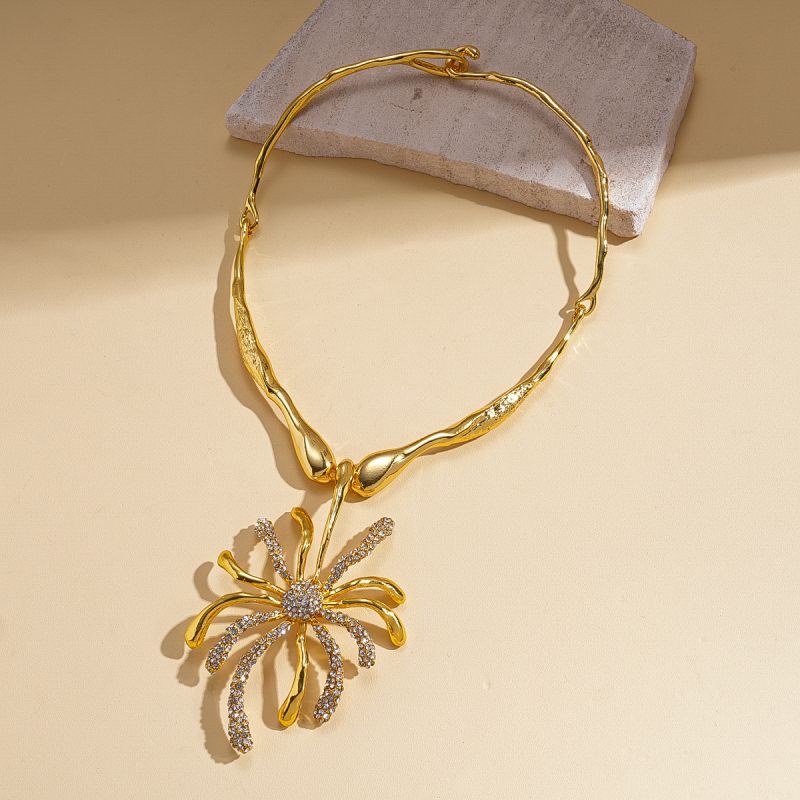 54# Necklace-silver (two-piece Set) Copper Diamond Heart Necklace And Earring Set