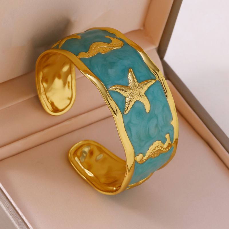 Black Stainless Steel Oil Dripping Conch Seahorse Bracelet