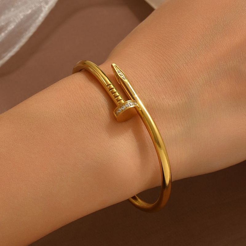 Set Titanium Steel Rhinestone-encrusted Nail Flower Bracelet Set