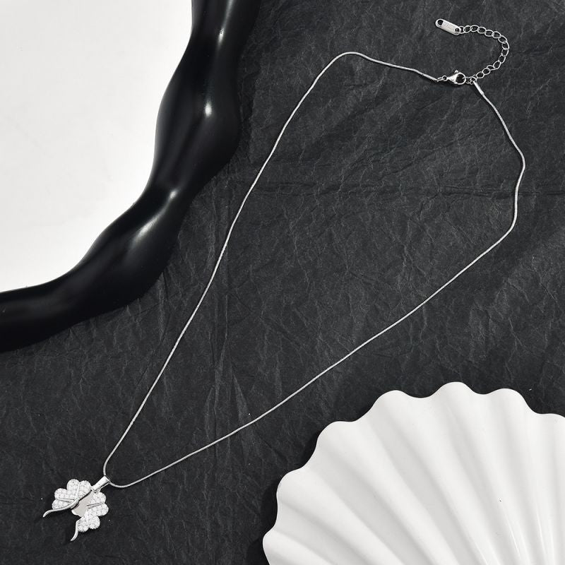 Heart-shaped Opening And Closing Necklace (gold) Titanium Steel Diamond-encrusted Heart Necklace