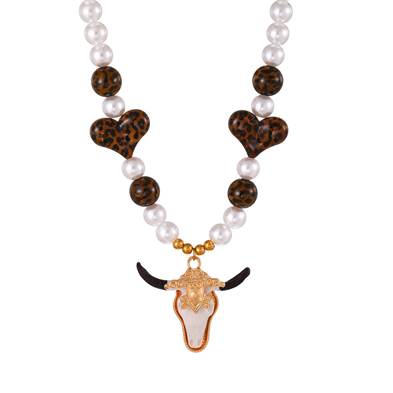 Black And White Alloy Bull Head Imitation Pearl Resin Heart Necklace