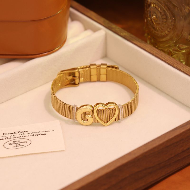 A Stainless Steel 26-letter Heart-shaped Watch Strap Bracelet