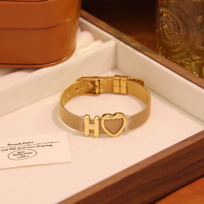 A Stainless Steel 26-letter Heart-shaped Watch Strap Bracelet