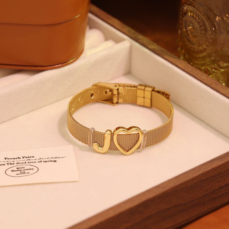 A Stainless Steel 26-letter Heart-shaped Watch Strap Bracelet