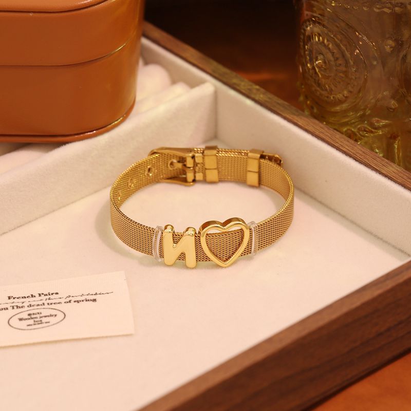 A Stainless Steel 26-letter Heart-shaped Watch Strap Bracelet