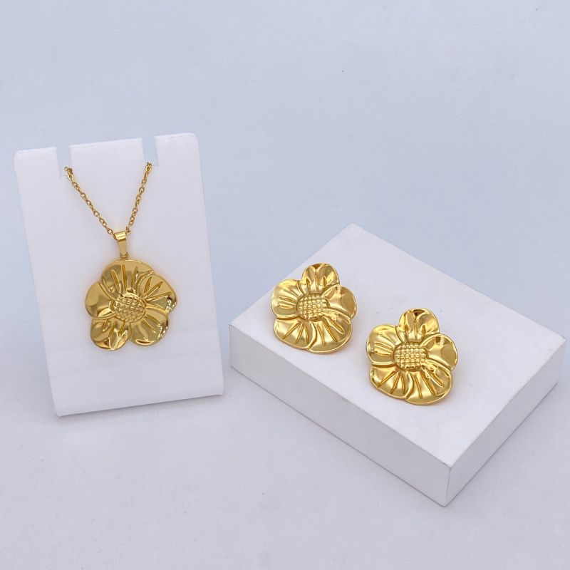 Ocean Series - 04 Titanium Steel Shell Necklace And Earring Set