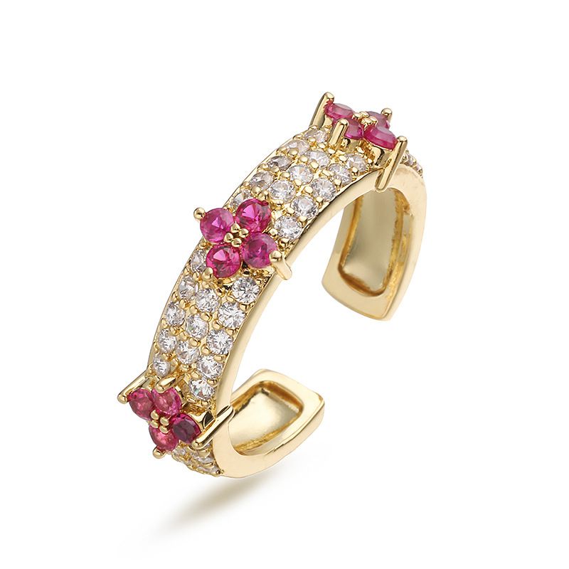 Gold And White Diamond Four-leaf Clover Ring Copper Round Ring With Diamonds