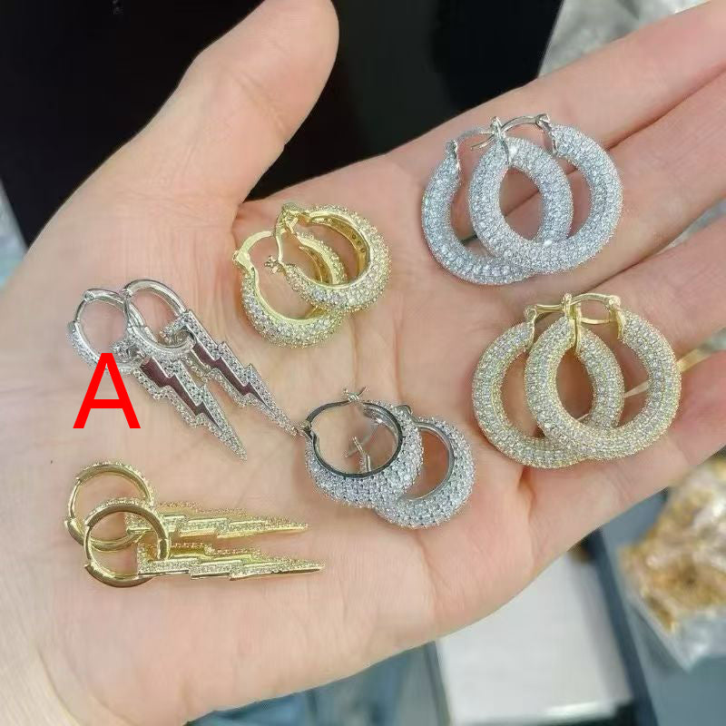 D Copper Round Earrings With Diamonds