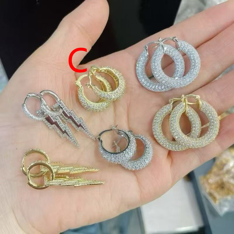 D Copper Round Earrings With Diamonds